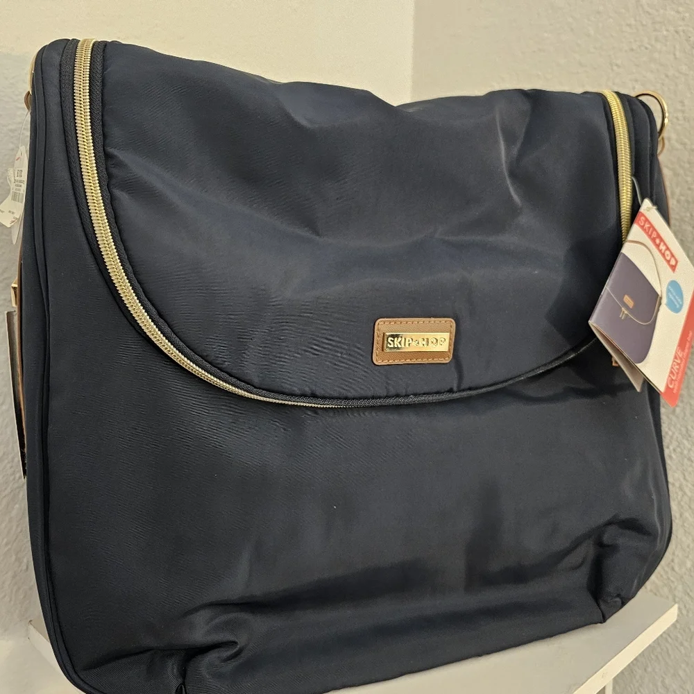 Skip Hop Navy Blue Zip Up Baby Diaper Bag With Stroller Straps NWT With Gold Zip